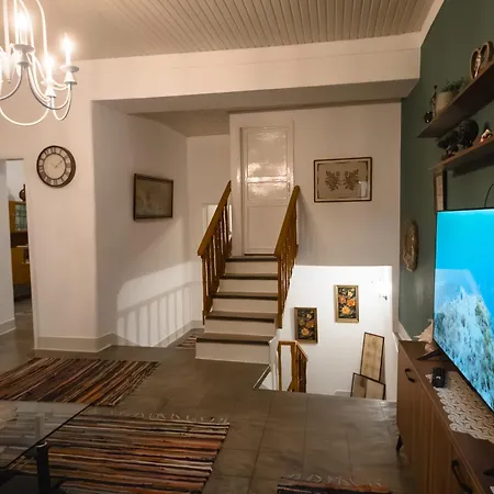 Sinojmeri Girocastrum Вилла Гирокастра