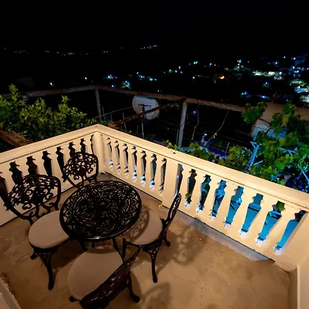 Sinojmeri Girocastrum Вилла Гирокастра