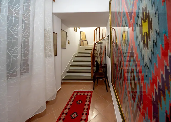 Villa Sinojmeri Girocastrum *