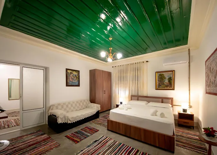 Sinojmeri Girocastrum Villa Gjirokastër
