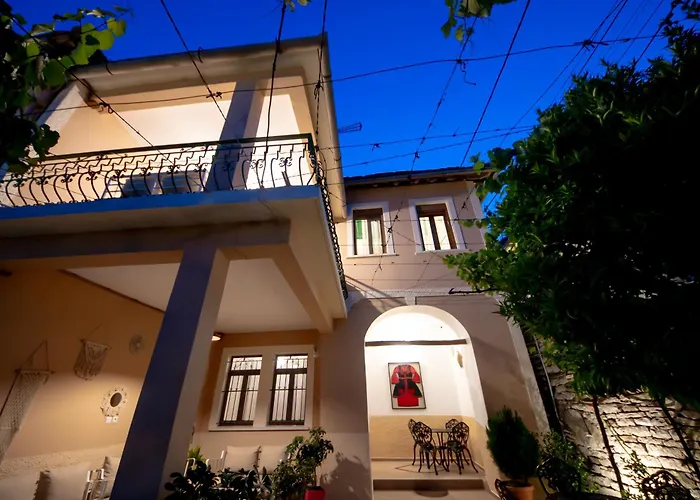 Sinojmeri Girocastrum Villa