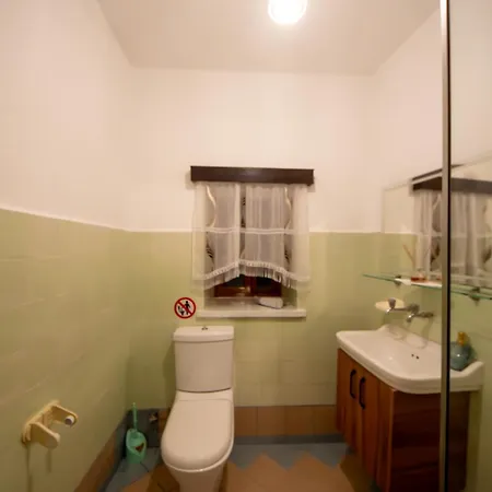 Sinojmeri Girocastrum Villa *