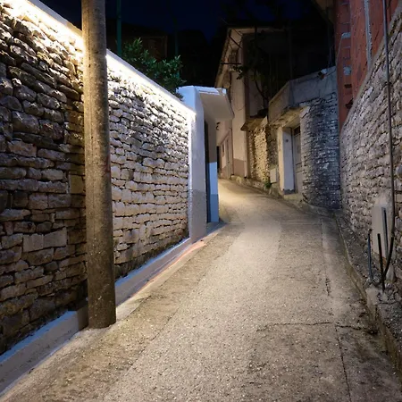Sinojmeri Girocastrum * Gjirokastër