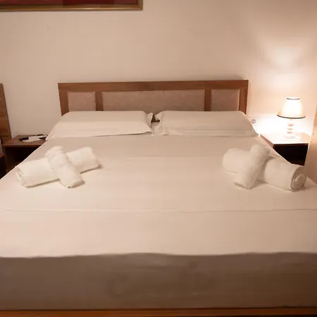 Sinojmeri Girocastrum Villa Gjirokastër