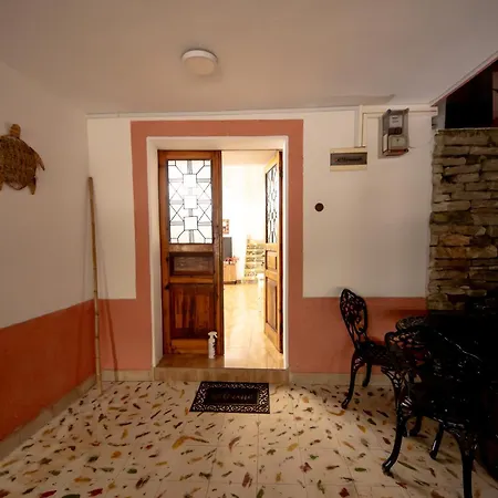 Sinojmeri Girocastrum * Gjirokastër